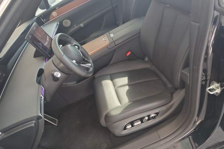 Used Hima Stelato S9 2024 All-Electric Ultra Four-Wheel-Drive Flagship Edition Left Front Seat