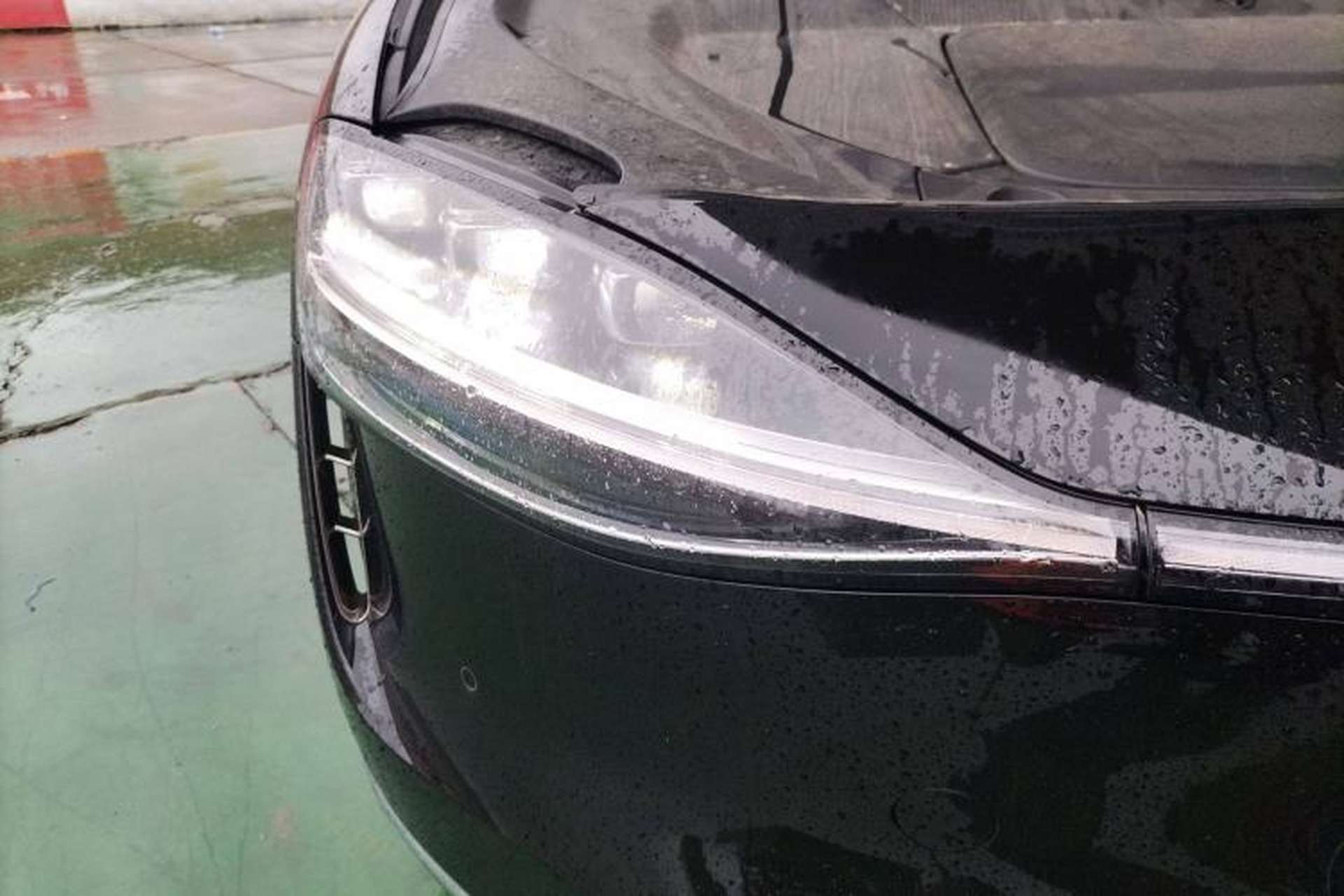 Used Hima Stelato S9 2024 All-Electric Ultra Four-Wheel-Drive Flagship Edition Right Front Headlight