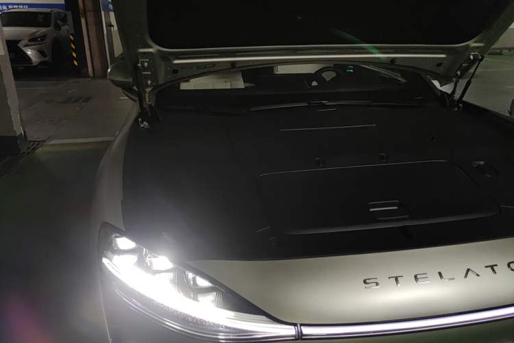 Used Hima Stelato S9 2024 All-Electric Ultra Four-Wheel-Drive Flagship Edition Engine Bay Right