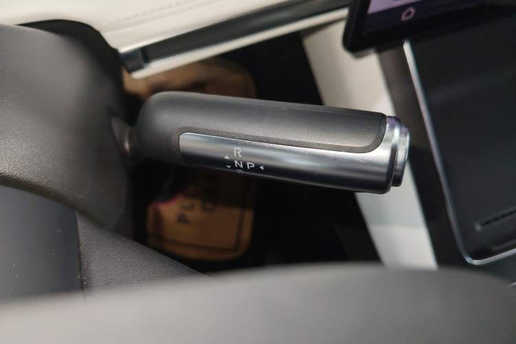 Used Hima Stelato S9 2024 All-Electric Ultra Four-Wheel-Drive Flagship Edition Gear Lever