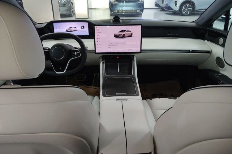 Used Hima Stelato S9 2024 All-Electric Ultra Four-Wheel-Drive Flagship Edition Interior 2