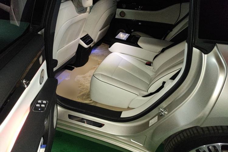 Used Hima Stelato S9 2024 All-Electric Ultra Four-Wheel-Drive Flagship Edition Left Rear Seat
