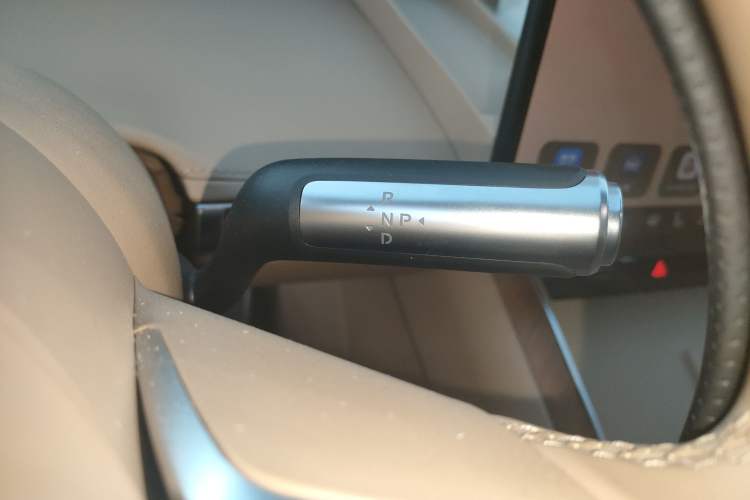 Used Hima Stelato S9 2024 All-Electric Ultra Four-Wheel-Drive Flagship Edition Gear Lever