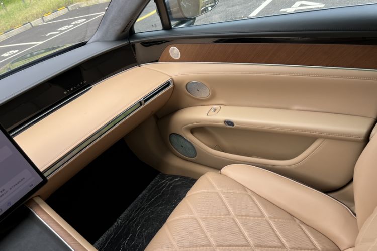 Used Hima Stelato S9 2024 All-Electric Ultra Four-Wheel-Drive Flagship Edition Interior 1