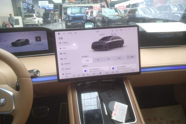Used Hima Stelato S9 2024 All-Electric Ultra Four-Wheel-Drive Flagship Edition Audio And AC Panel