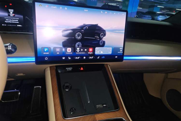 Used Hima Stelato S9 2024 All-Electric Ultra Four-Wheel-Drive Flagship Edition Audio And AC Panel