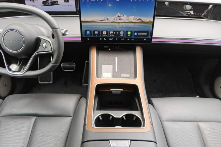 Used Hima Stelato S9 2024 All-Electric Ultra Four-Wheel-Drive Flagship Edition Audio And AC Panel