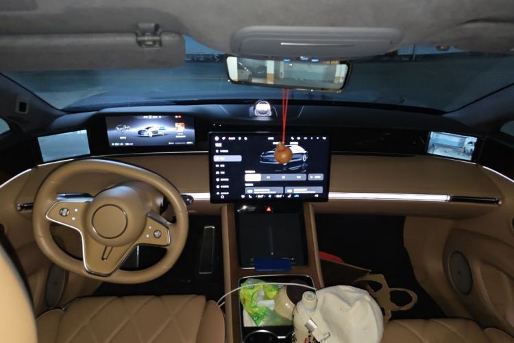 Used Hima Stelato S9 2024 All-Electric Ultra Four-Wheel-Drive Flagship Edition Center Console