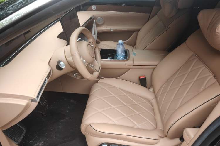Used Hima Stelato S9 2024 All-Electric Ultra Four-Wheel-Drive Flagship Edition Driver Seat