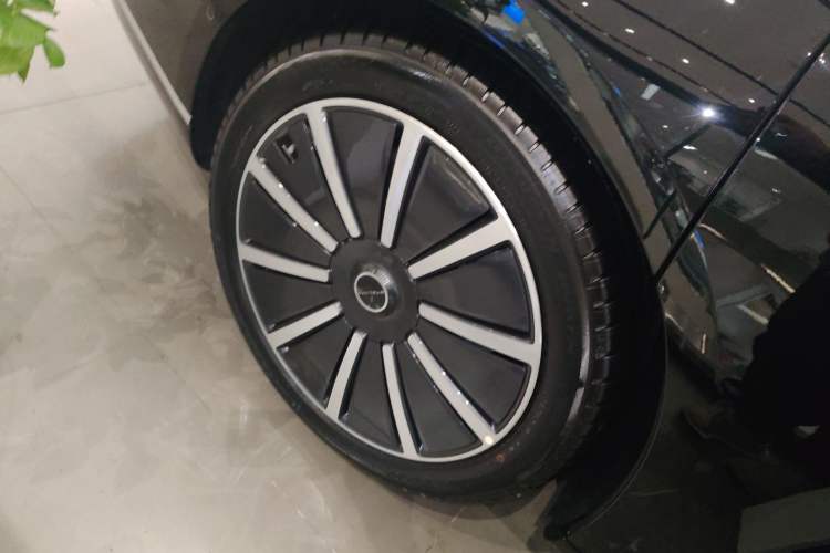 Used Hima Stelato S9 2024 All-Electric Ultra Four-Wheel-Drive Flagship Edition Exterior 5