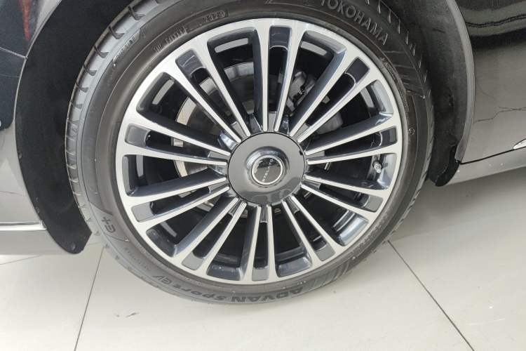 Used Hima Stelato S9 2024 All-Electric Max Rear-Drive Long-Range Version Exterior 5