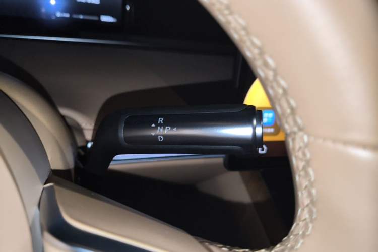 Used Hima Stelato S9 2024 All-Electric Ultra Four-Wheel-Drive Flagship Edition Gear Lever