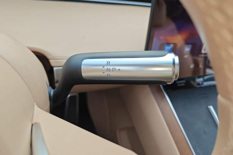 Used Hima Stelato S9 2024 All-Electric Ultra Four-Wheel-Drive Flagship Edition Gear Lever