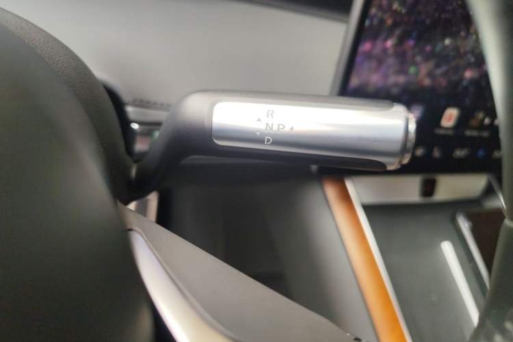 Used Hima Stelato S9 2024 All-Electric Ultra Four-Wheel-Drive Flagship Edition Gear Lever
