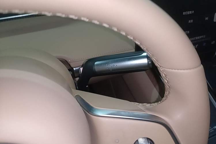 Used Hima Stelato S9 2024 All-Electric Ultra Rear-Drive Long-Range Flagship Edition Gear Lever
