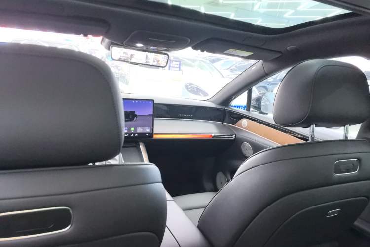 Used Hima Stelato S9 2024 All-Electric Ultra Four-Wheel-Drive Flagship Edition Headliner