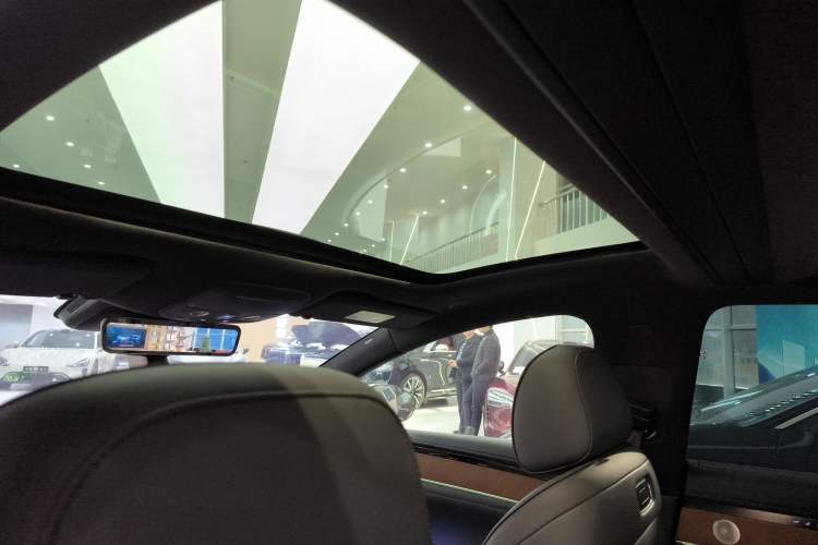 Used Hima Stelato S9 2024 All-Electric Ultra Four-Wheel-Drive Flagship Edition Headliner