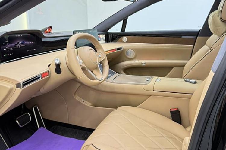 Used Hima Stelato S9 2024 All-Electric Ultra Four-Wheel-Drive Flagship Edition Interior 3
