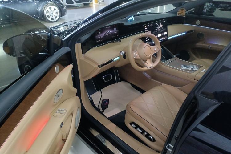 Used Hima Stelato S9 2024 All-Electric Ultra Four-Wheel-Drive Flagship Edition Interior 3
