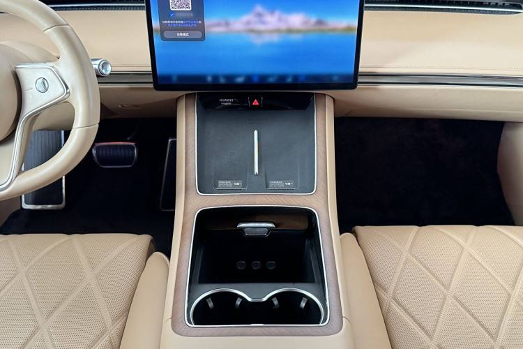 Used Hima Stelato S9 2024 All-Electric Ultra Four-Wheel-Drive Flagship Edition Interior 5