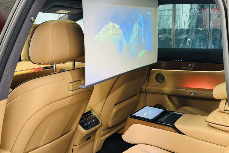 Used Hima Stelato S9 2024 All-Electric Ultra Four-Wheel-Drive Flagship Edition Interior 9