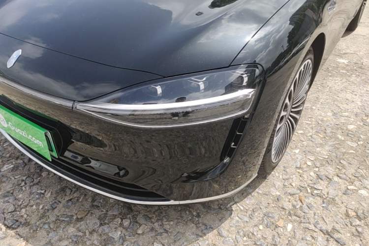 Used Hima Stelato S9 2024 All-Electric Ultra Four-Wheel-Drive Flagship Edition Left Front Headlight