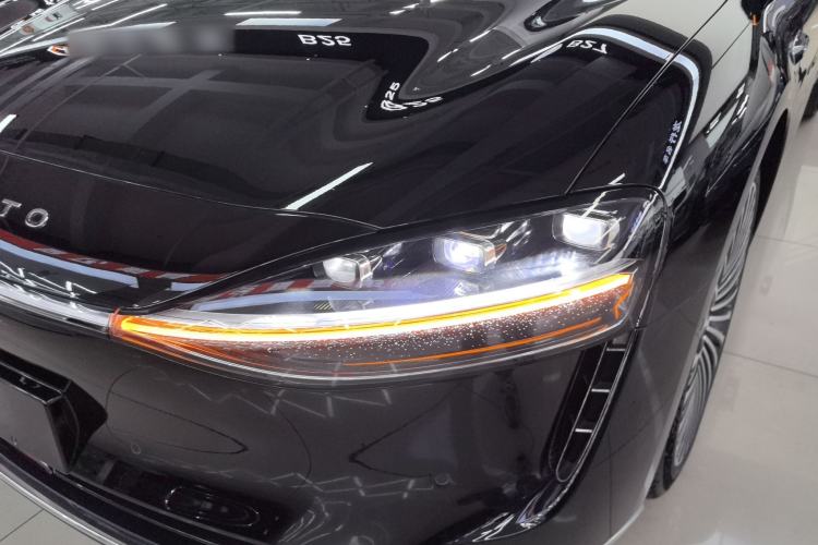 Used Hima Stelato S9 2024 All-Electric Ultra Four-Wheel-Drive Flagship Edition Left Front Headlight