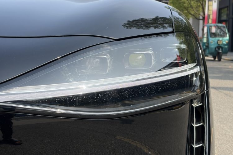 Used Hima Stelato S9 2024 All-Electric Max Rear-Drive Long-Range Version Left Front Headlight