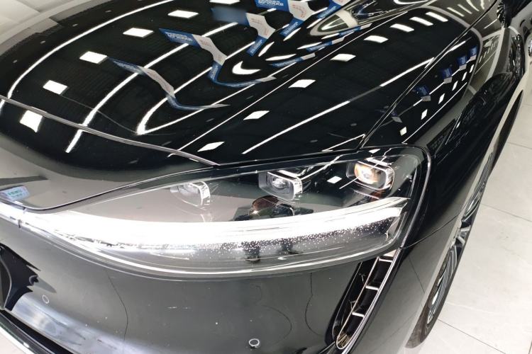 Used Hima Stelato S9 2024 All-Electric Max Rear-Drive Long-Range Version Left Front Headlight