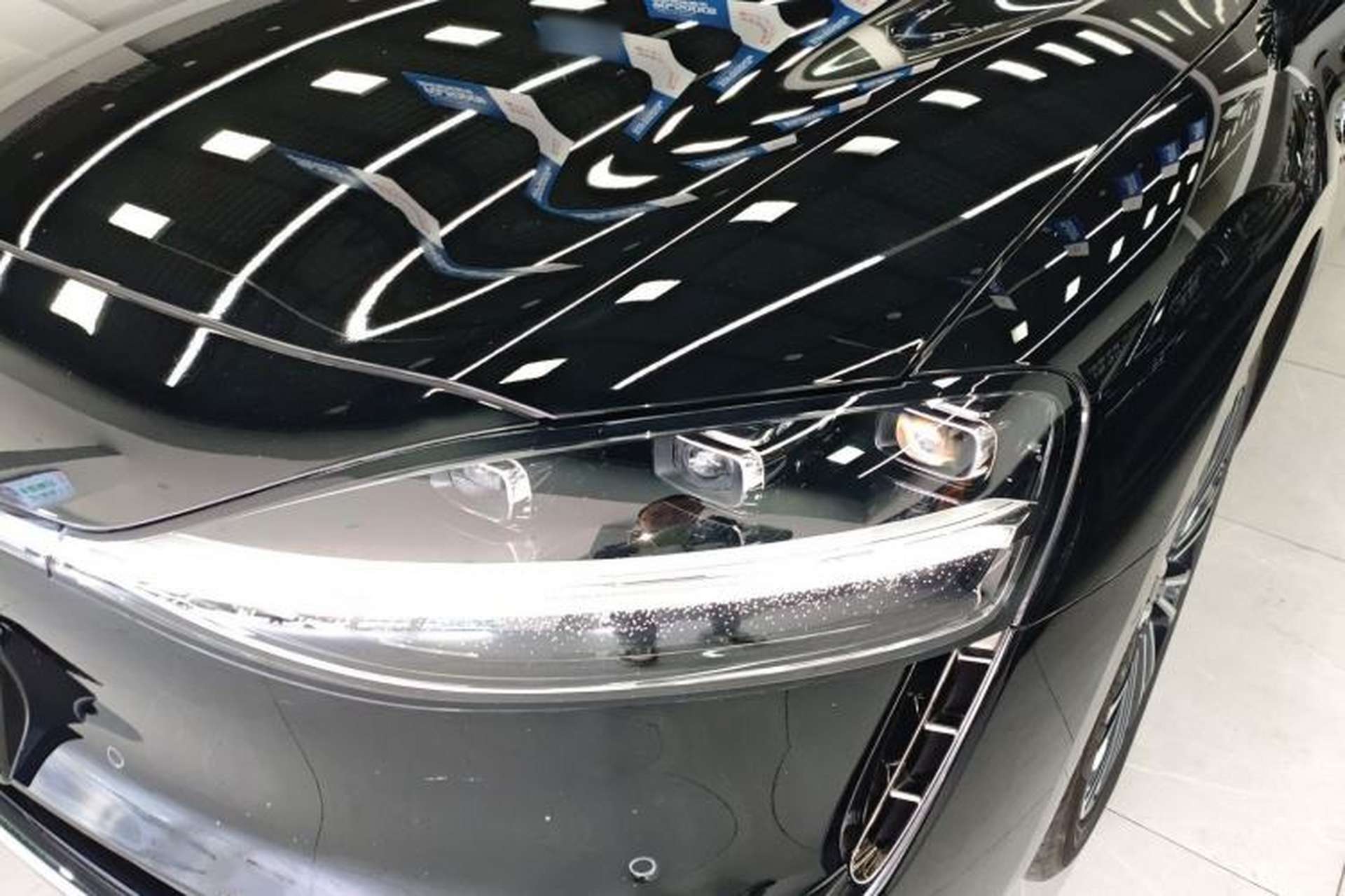 Used Hima Stelato S9 2024 All-Electric Max Rear-Drive Long-Range Version Left Front Headlight