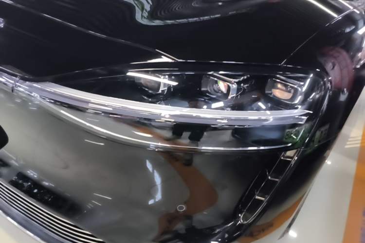 Used Hima Stelato S9 2024 All-Electric Ultra Four-Wheel-Drive Flagship Edition Left Front Headlight