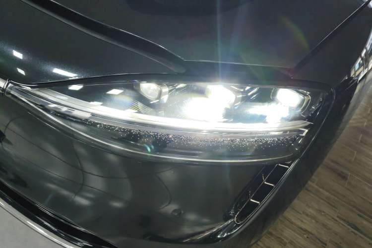 Used Hima Stelato S9 2024 All-Electric Ultra Four-Wheel-Drive Flagship Edition Left Front Headlight