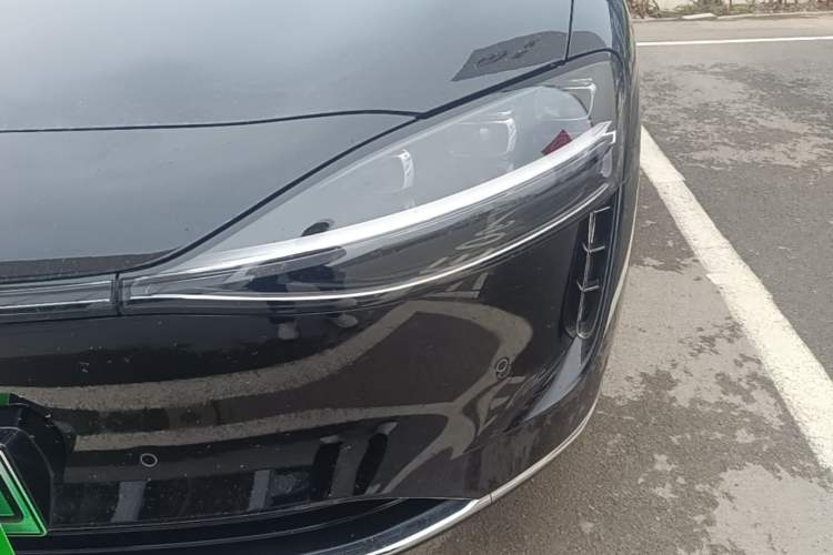 Used Hima Stelato S9 2024 All-Electric Ultra Rear-Drive Long-Range Flagship Edition Left Front Headlight