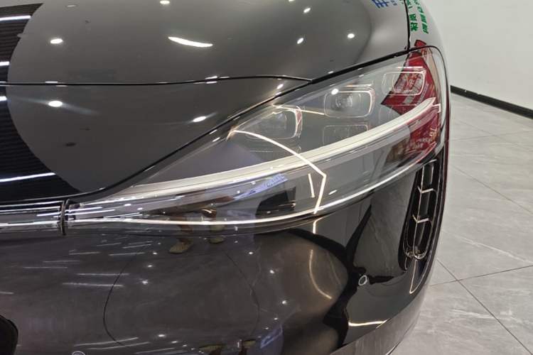 Used Hima Stelato S9 2024 All-Electric Ultra Four-Wheel-Drive Flagship Edition Left Front Headlight