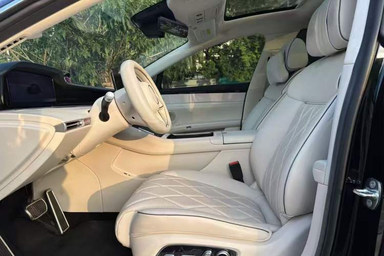 Used Hima Stelato S9 2024 All-Electric Ultra Four-Wheel-Drive Flagship Edition Left Front Seat