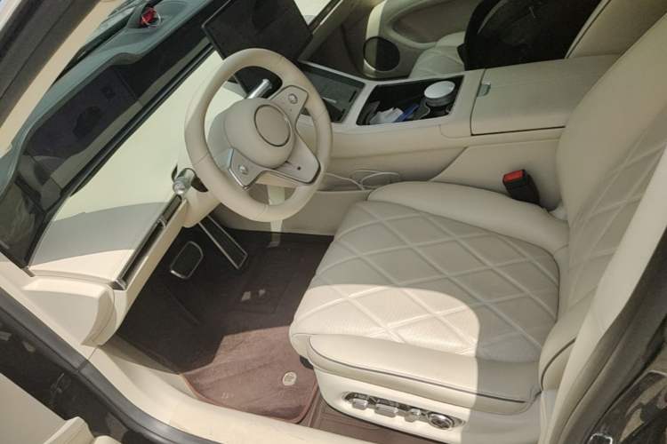 Used Hima Stelato S9 2024 All-Electric Ultra Four-Wheel-Drive Flagship Edition Left Front Seat