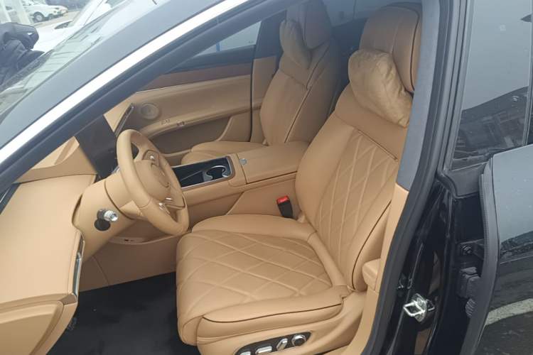 Used Hima Stelato S9 2024 All-Electric Ultra Rear-Drive Long-Range Flagship Edition Left Front Seat