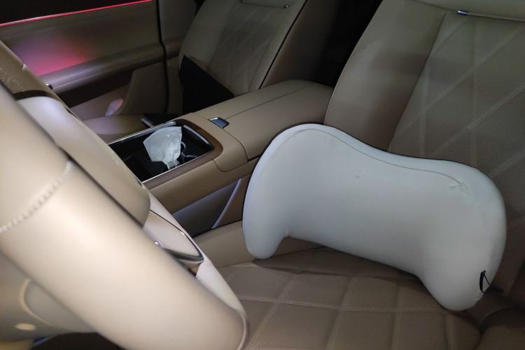 Used Hima Stelato S9 2024 All-Electric Ultra Four-Wheel-Drive Flagship Edition Left Front Seat