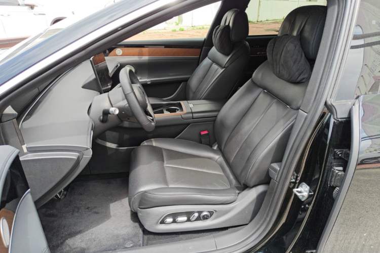 Used Hima Stelato S9 2024 All-Electric Ultra Four-Wheel-Drive Flagship Edition Left Front Seat
