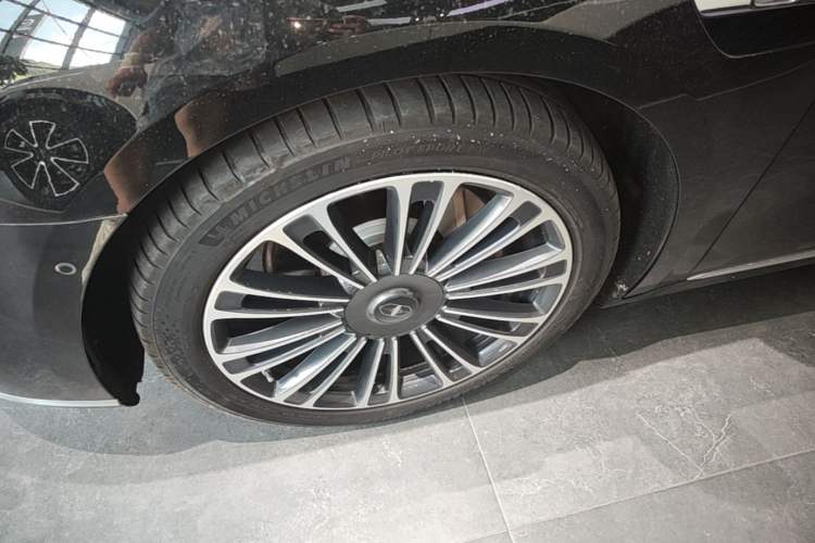 Used Hima Stelato S9 2024 All-Electric Ultra Four-Wheel-Drive Flagship Edition Left Front Wheel Hub