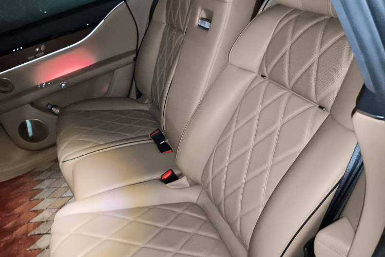 Used Hima Stelato S9 2024 All-Electric Ultra Four-Wheel-Drive Flagship Edition Left Rear Seat
