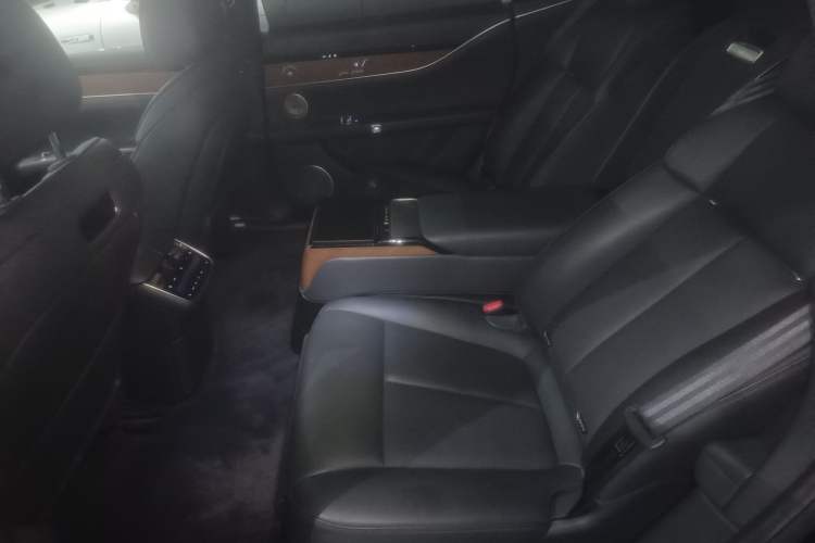 Used Hima Stelato S9 2024 All-Electric Ultra Four-Wheel-Drive Flagship Edition Left Rear Seat