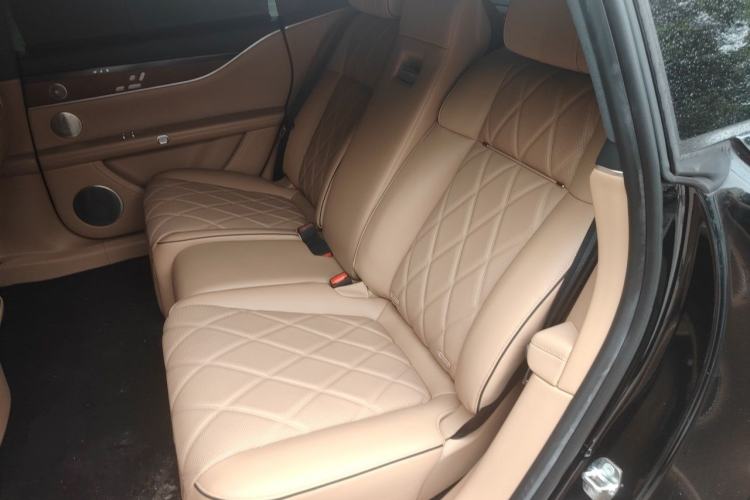 Used Hima Stelato S9 2024 All-Electric Ultra Four-Wheel-Drive Flagship Edition Left Rear Seat