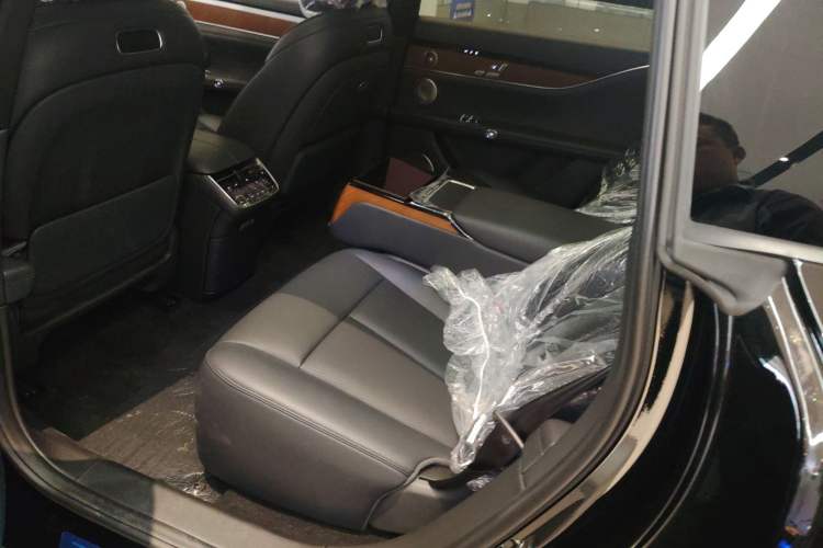 Used Hima Stelato S9 2024 All-Electric Ultra Four-Wheel-Drive Flagship Edition Left Rear Seat
