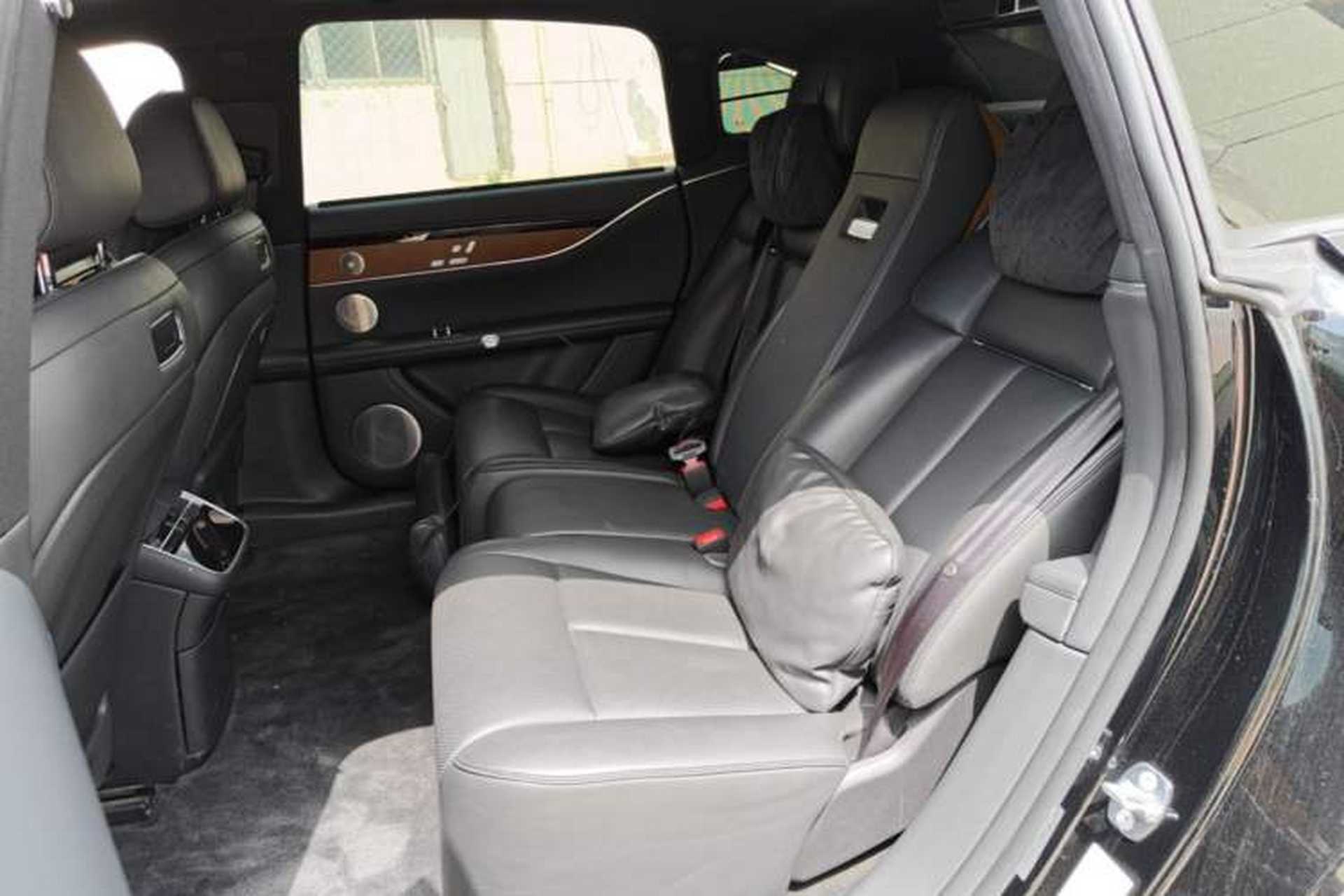 Used Hima Stelato S9 2024 All-Electric Ultra Four-Wheel-Drive Flagship Edition Left Rear Seat