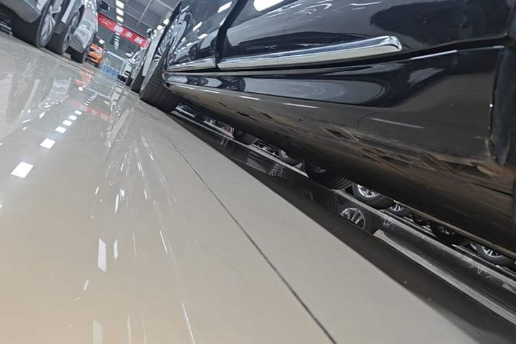 Used Hima Stelato S9 2024 All-Electric Ultra Four-Wheel-Drive Flagship Edition Left Side Sill