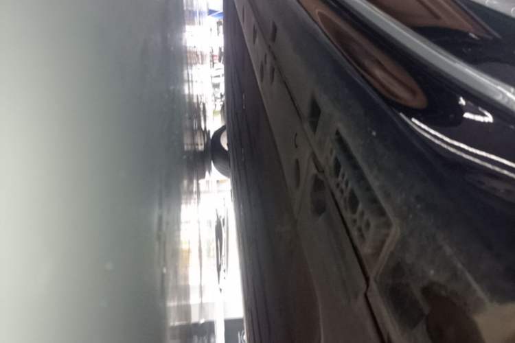 Used Hima Stelato S9 2024 All-Electric Ultra Four-Wheel-Drive Flagship Edition Left Side Sill