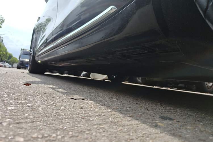 Used Hima Stelato S9 2024 All-Electric Ultra Rear-Drive Long-Range Flagship Edition Left Side Sill