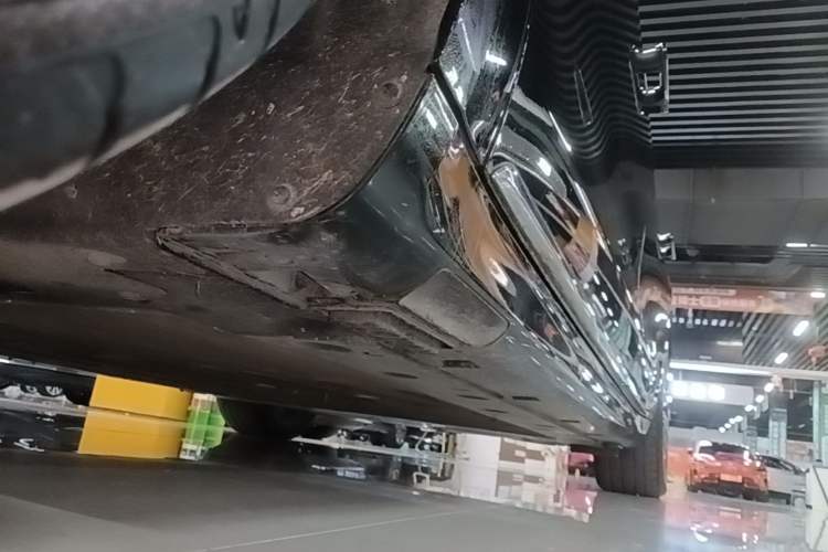 Used Hima Stelato S9 2024 All-Electric Ultra Rear-Drive Long-Range Flagship Edition Left Side Sill