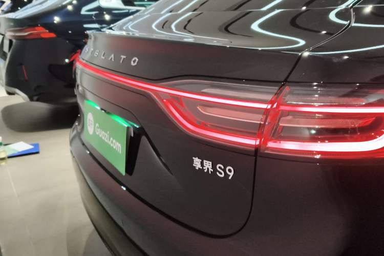 Used Hima Stelato S9 2024 All-Electric Ultra Four-Wheel-Drive Flagship Edition Rear
